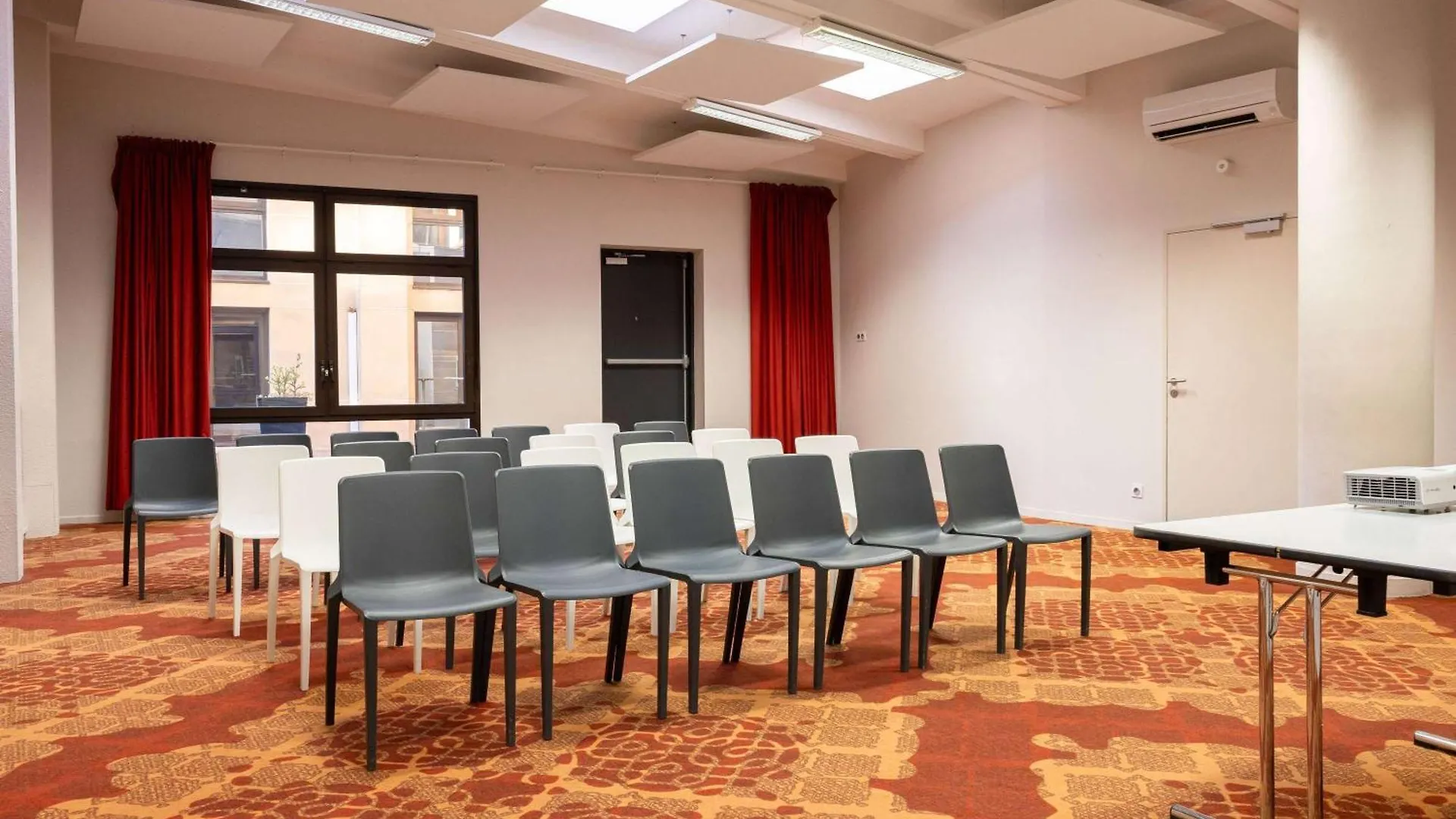 Ibis Styles Albi Centre Le Theatro Hotel 3*,  Frankrijk