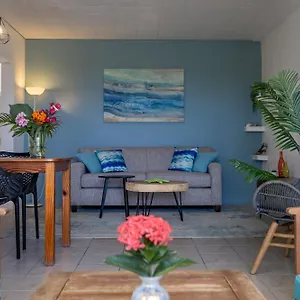 https://divers-paradise-bonaire.comcaribbean.com
