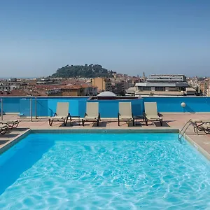 https://nh-nice.fr-provencehotel.com