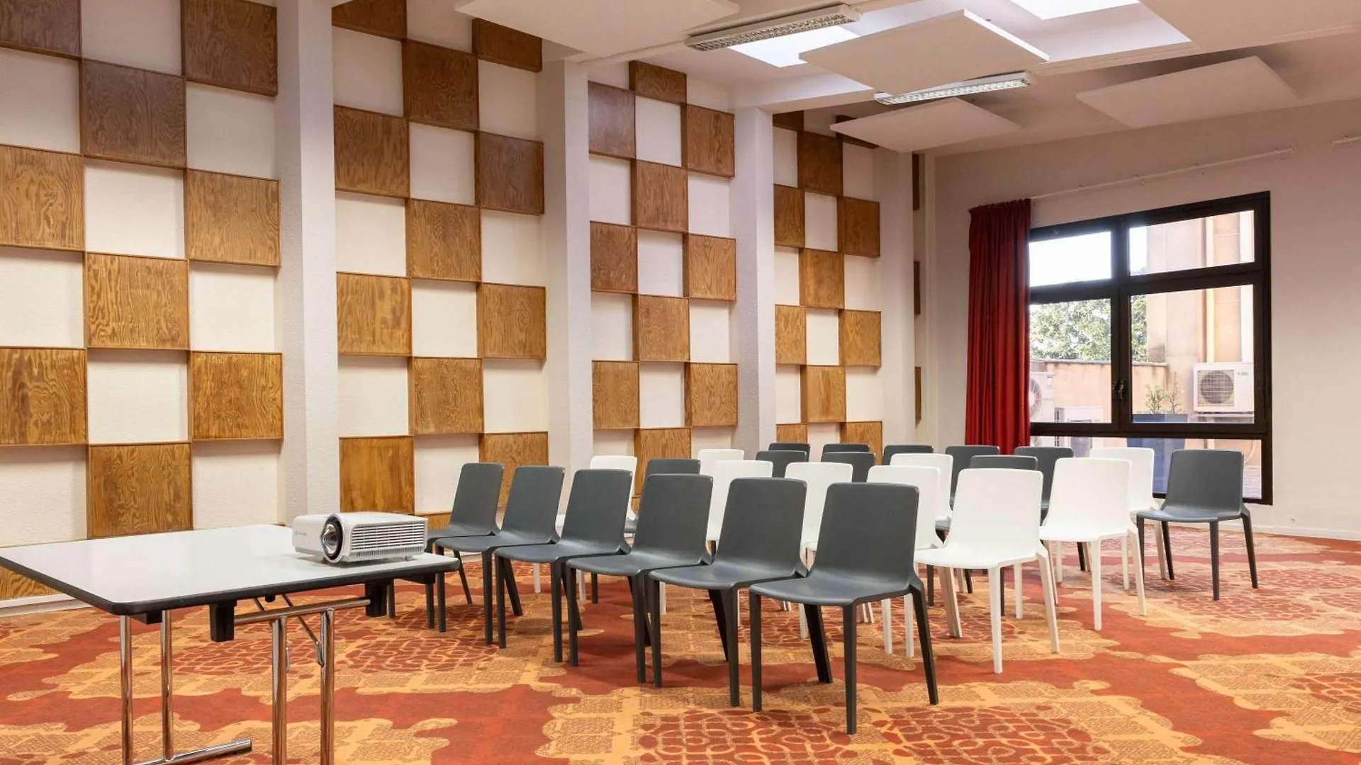Ibis Styles Albi Centre Le Theatro Hotel